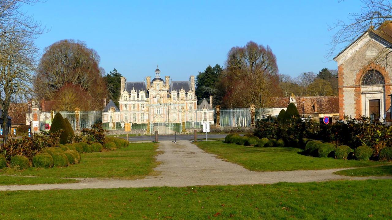 Le Pressoir Apartment Beaumesnil  ภายนอก รูปภาพ