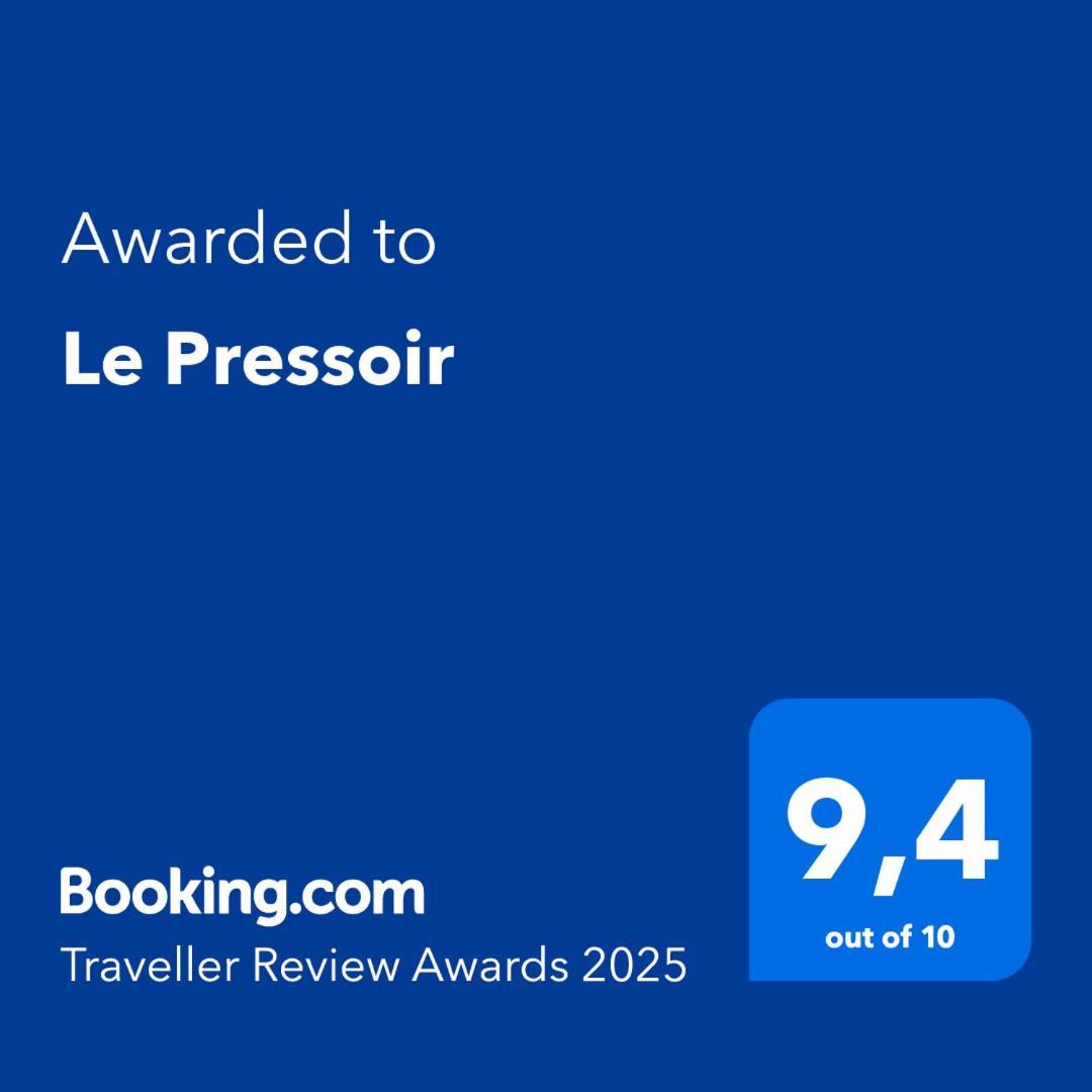 Le Pressoir Apartment Beaumesnil  ภายนอก รูปภาพ